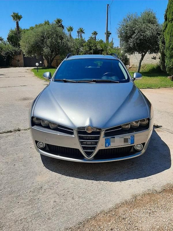Grigio Usata 2008 Alfa Romeo 159 Station wagon | 4600 € (Molto cara) - Immagine 1/4