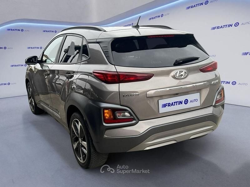Usata Hyundai Kona Xpossible 120 CV (88 kW) 2018 Gray SUV