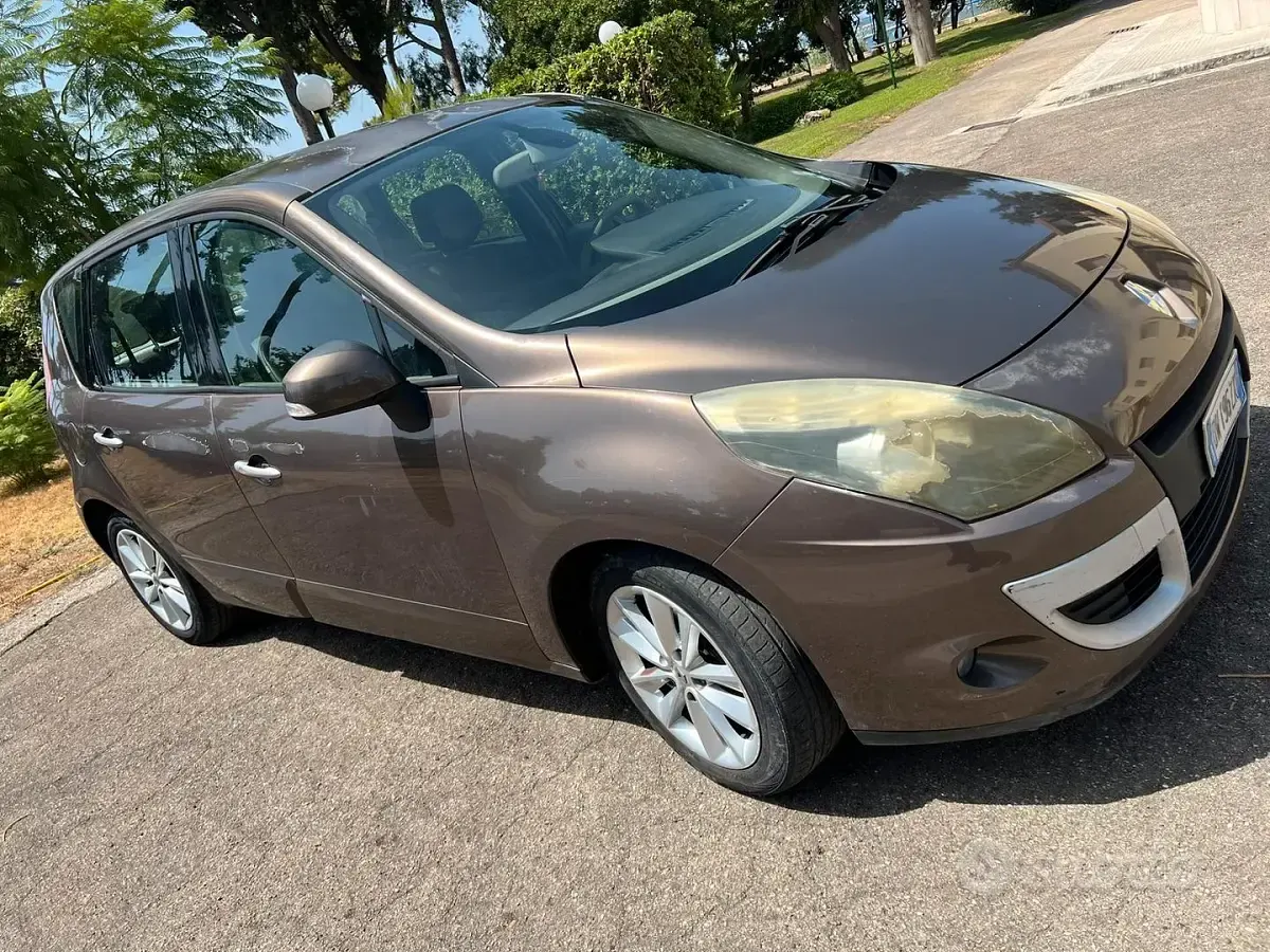 Usata Renault Scenic E-Tech XMOD 2009 Berlina