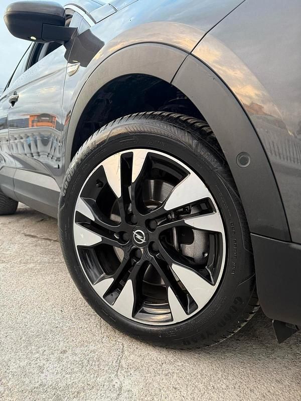 Usata Opel Grandland X Ultimate 180 CV (132 kW) 2021 Grigio SUV