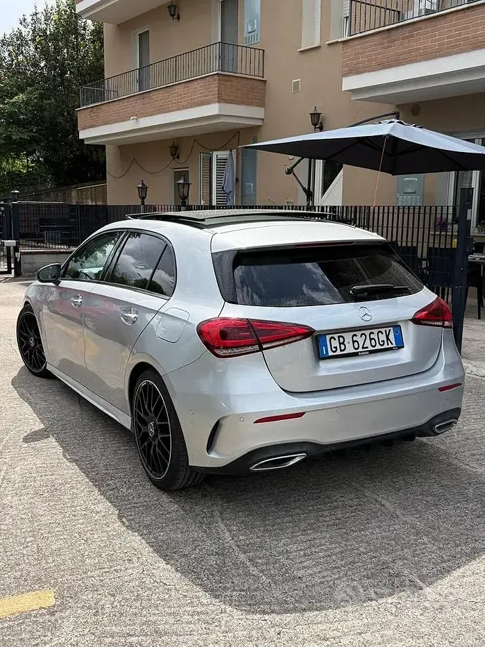 Usata Mercedes A180 AMG line 2020 Grigio Berlina