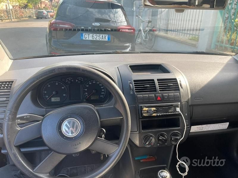 Usata VW Polo 75 CV (55 kW) 2003 Berlina