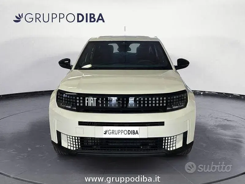Usata Fiat Grande Panda Icon 110 CV (80 kW) 2025 Utilitaria