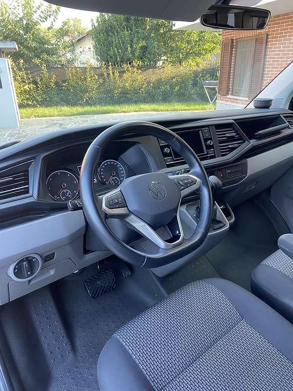 Usata VW Caravelle 150 CV (110 kW) 2023 Furgone