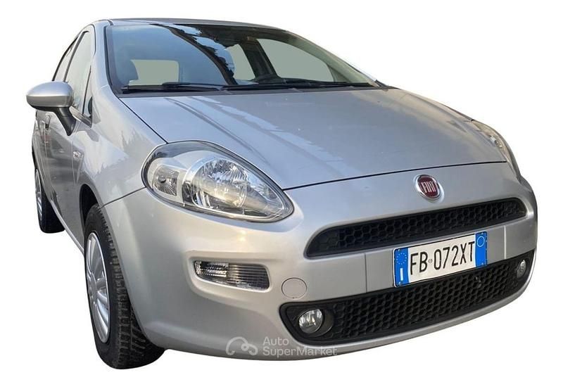 Usata Fiat Punto Street 77 CV (56 kW) 2015 Grigio Berlina