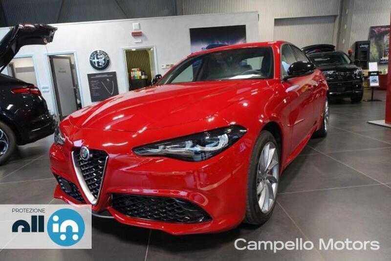 Usato 2023 Alfa Romeo Giulia 2.1 Diesel 211 CV (49.500 €)