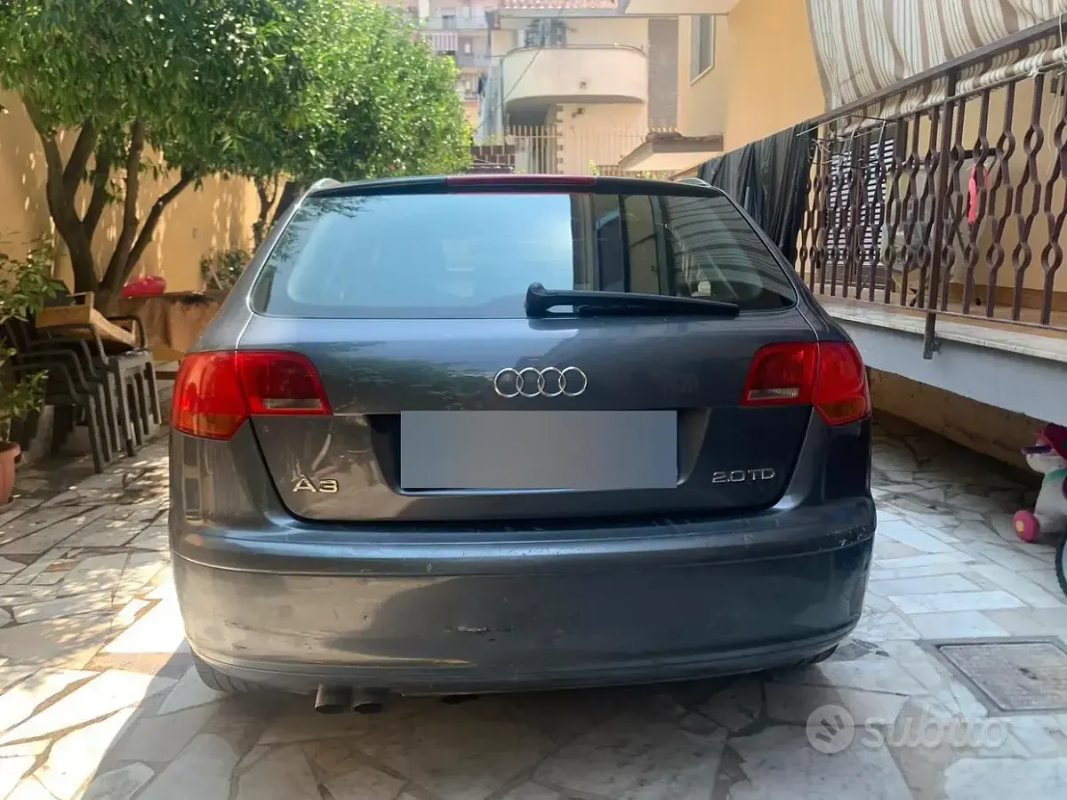 Usata Audi A3 140 CV (102 kW) 2004 Grigio Utilitaria