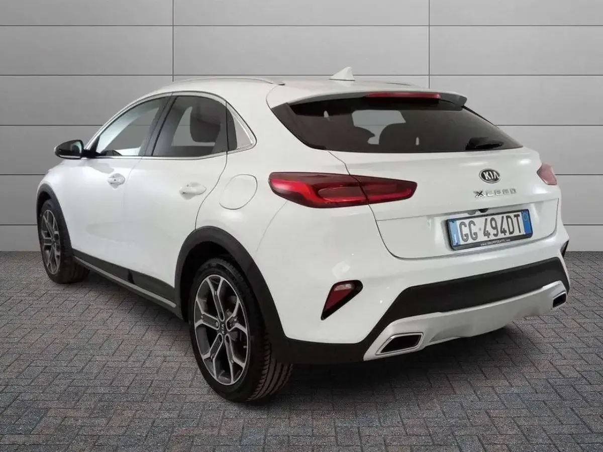 Usata Kia XCeed 136 CV (100 kW) 2021 Bianco SUV