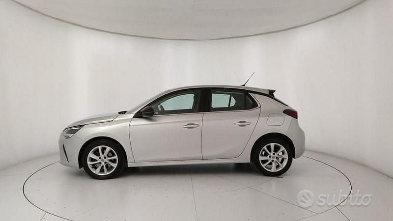 Usata Opel Corsa Elegance 100 CV (73 kW) 2023 Grigio Utilitaria