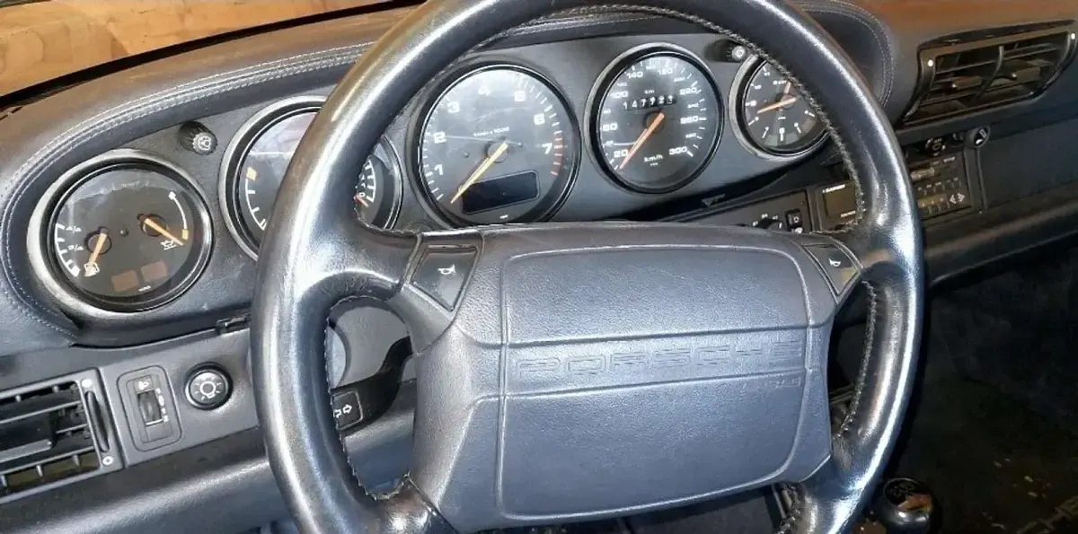 Usata Porsche 911 Carrera Cabriolet 250 CV (183 kW) 1992 Cabrio