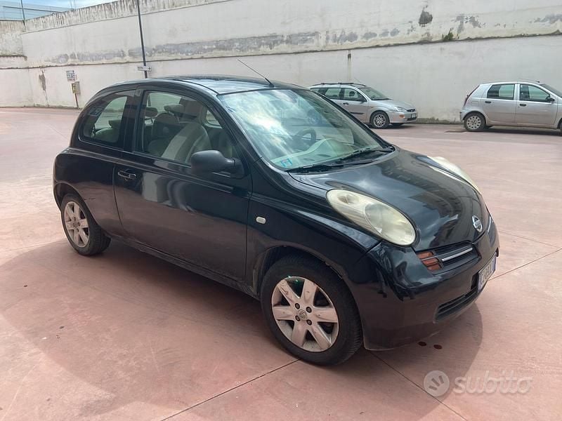 Usata Nissan Micra 2004 Nero Utilitaria