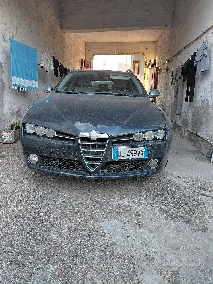 Usata Alfa Romeo 159 150 CV (110 kW) 2007 Nero Station wagon