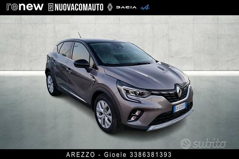 Usata Renault Captur Intens 160 CV (117 kW) 2022 Grigio SUV