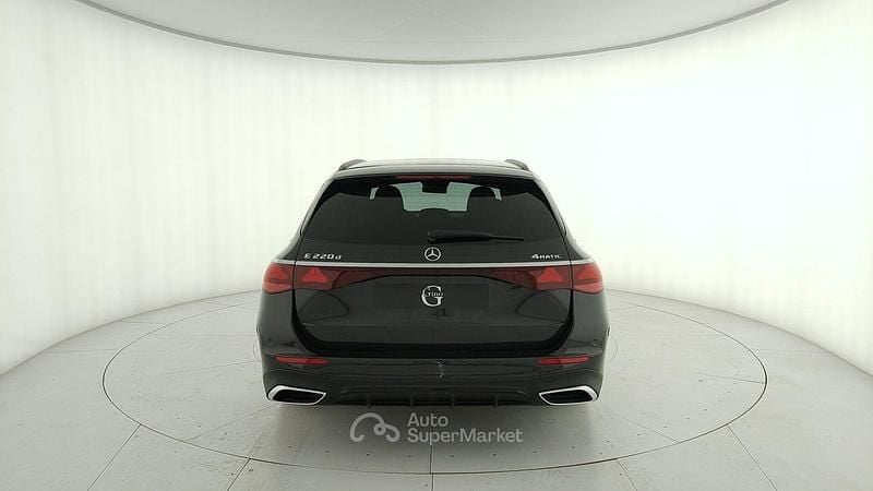Nuova Mercedes E220 197 CV (144 kW) 2025 Grigio Station wagon