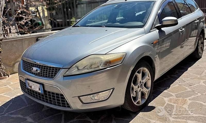 Usata Ford Mondeo 140 CV (102 kW) 2007 Grigio Station wagon