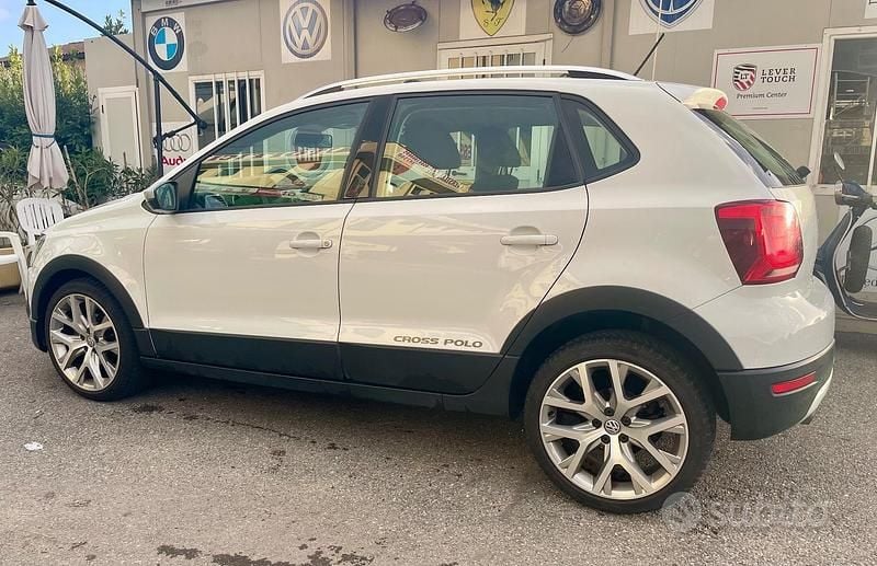 Usata VW Polo 89 CV (65 kW) 2015 Bianco Berlina