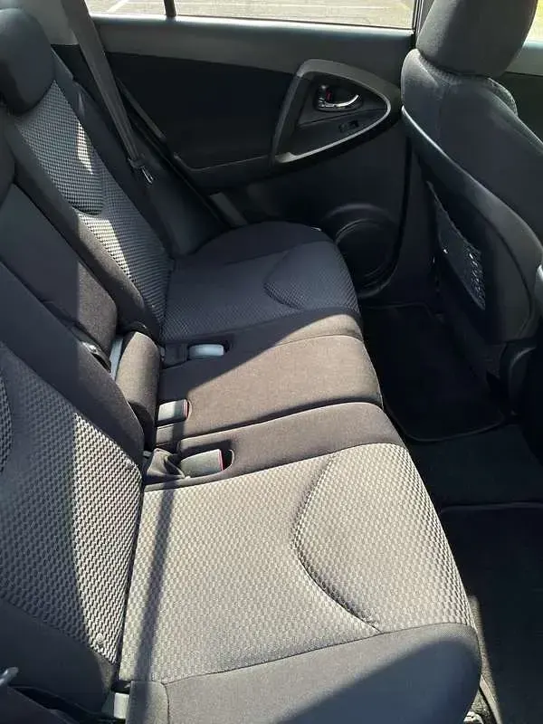 Usata Toyota RAV4 Sol 150 CV (110 kW) 2009 SUV