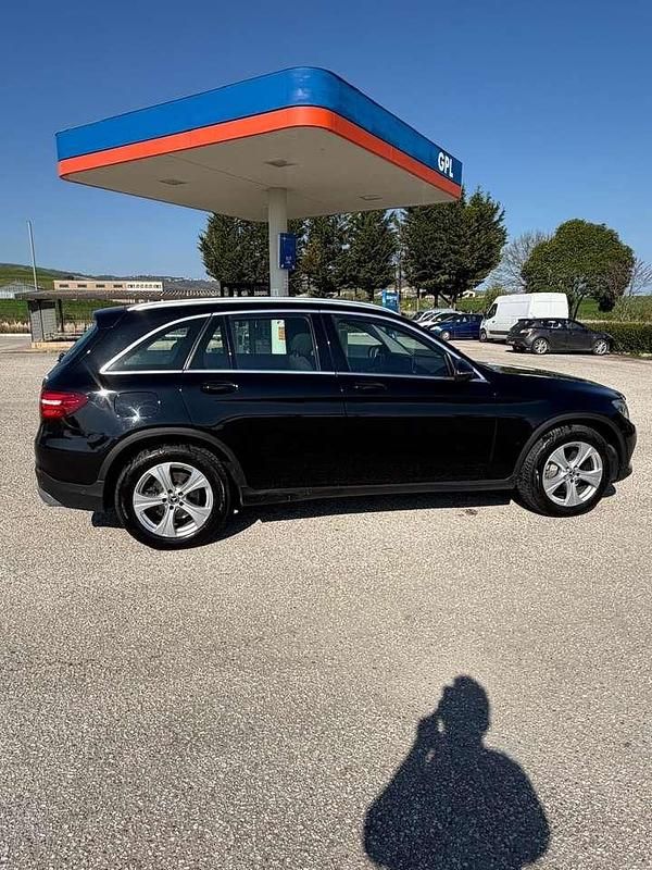 Usata Mercedes GLC250 Exclusive 204 CV (150 kW) 2017 Other SUV