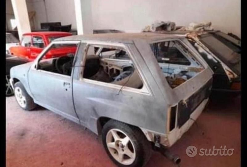 Usata Opel Corsa 69 CV (50 kW) 1988 Bianco Berlina