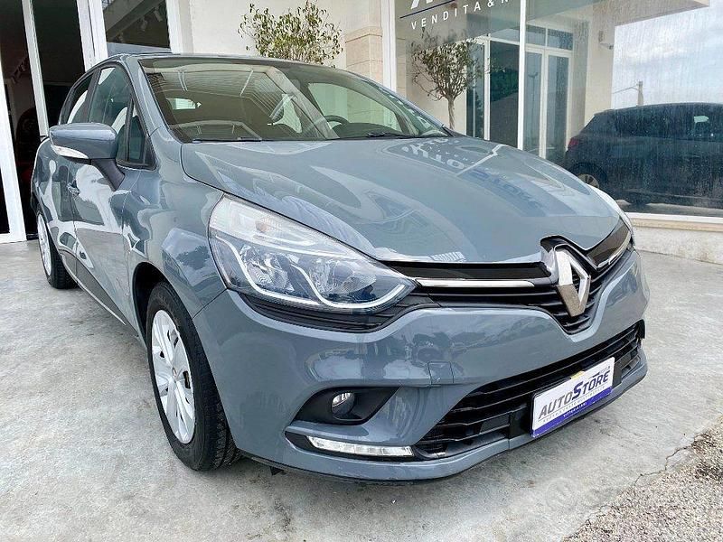 Usata Renault Clio IV Business 90 CV (66 kW) 2019 Grigio Berlina