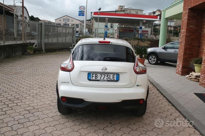 Usata Nissan Juke Acenta 110 CV (80 kW) 2015 Bianco SUV