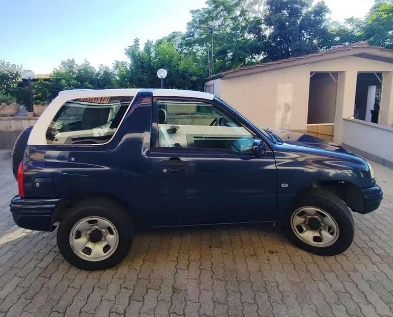Usata 2003 Suzuki Grand Vitara SUV | 5499 € (Ottimo prezzo) - Immagine 1/4