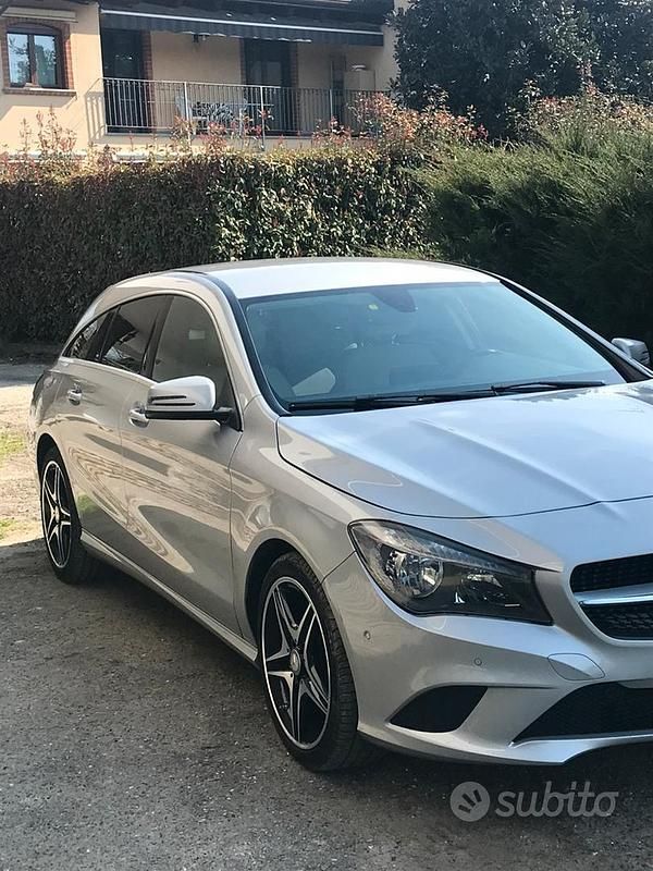 Usata Mercedes CLA200 Shooting Brake 136 CV (100 kW) 2016 Grigio Station wagon