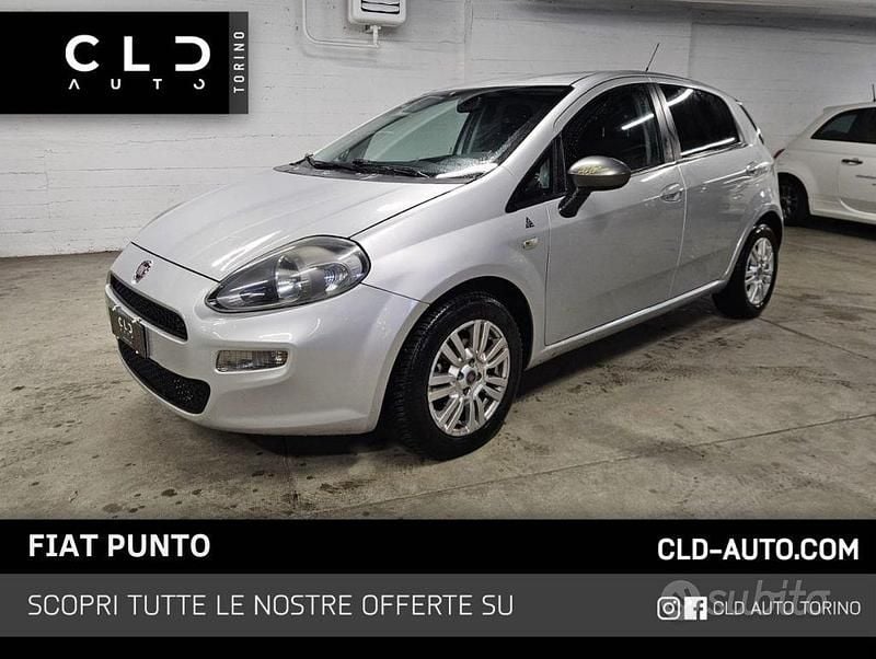 Usata Fiat Punto Young 75 CV (55 kW) 2014 Grigio Berlina