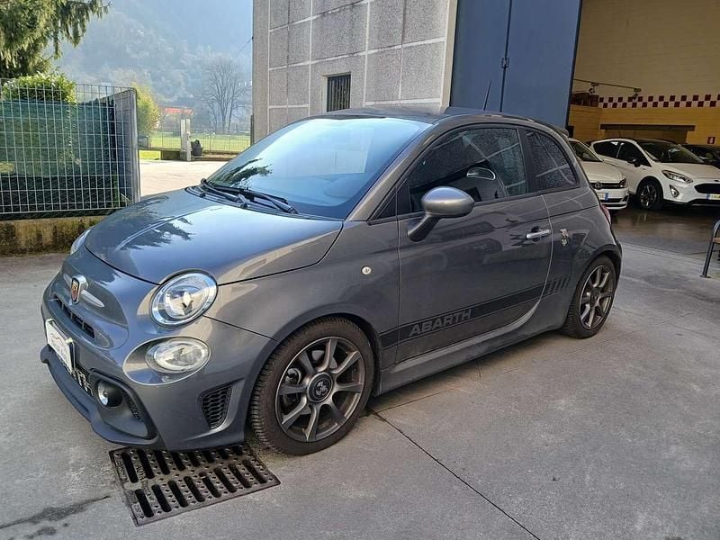 Usata Abarth 595 144 CV (105 kW) 2019 Grigio Utilitaria