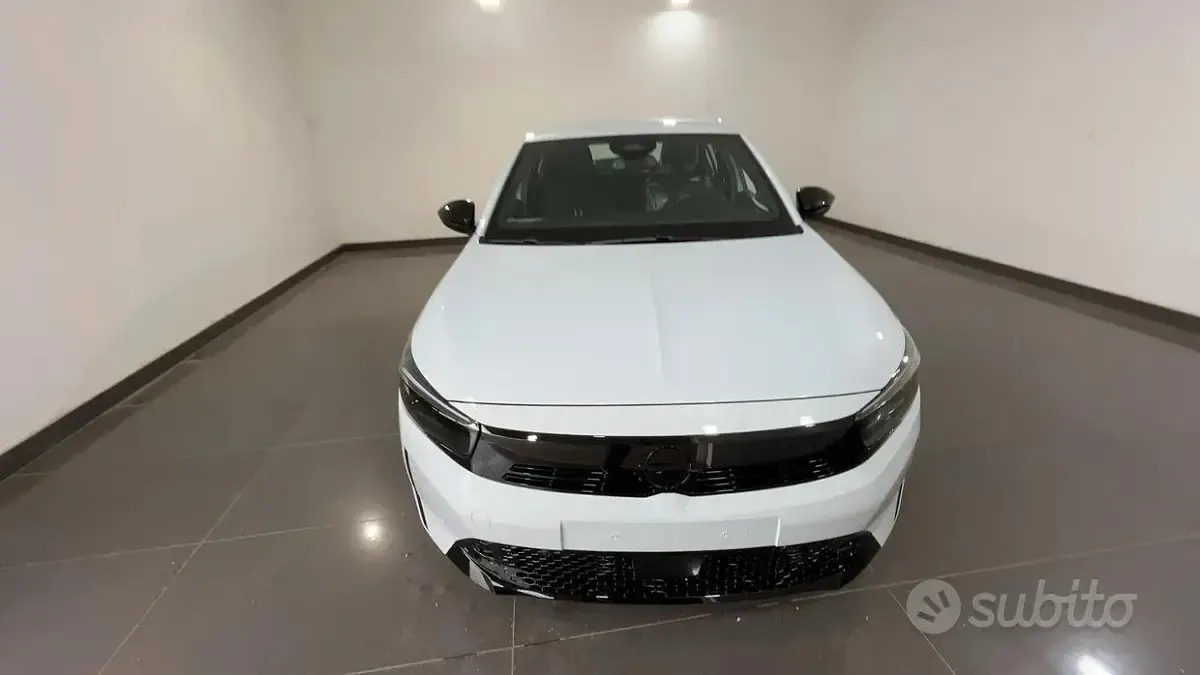 Nuova Opel Corsa 101 CV (74 kW) 2026 Bianco Utilitaria