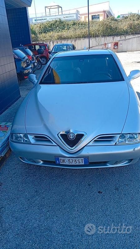 Usata 2003 Alfa Romeo 166 Tre volumi | 2200 € (Buon prezzo) - Immagine 1/4