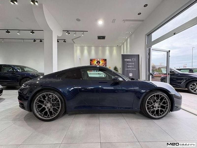 Usata Porsche 992 385 CV (283 kW) 2020 Blu Coupé