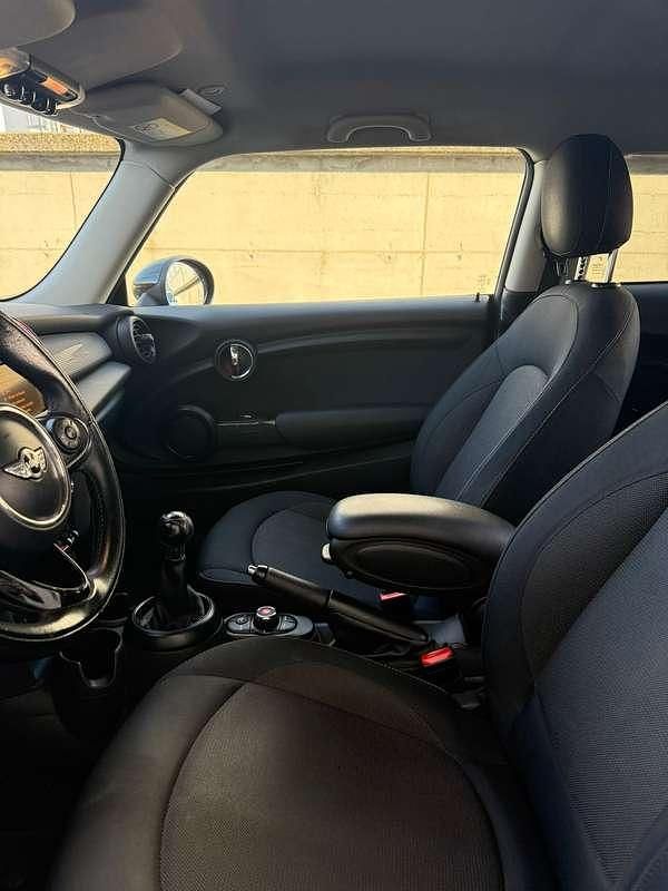 Usata Mini One D Business 95 CV (69 kW) 2016 Verde Utilitaria