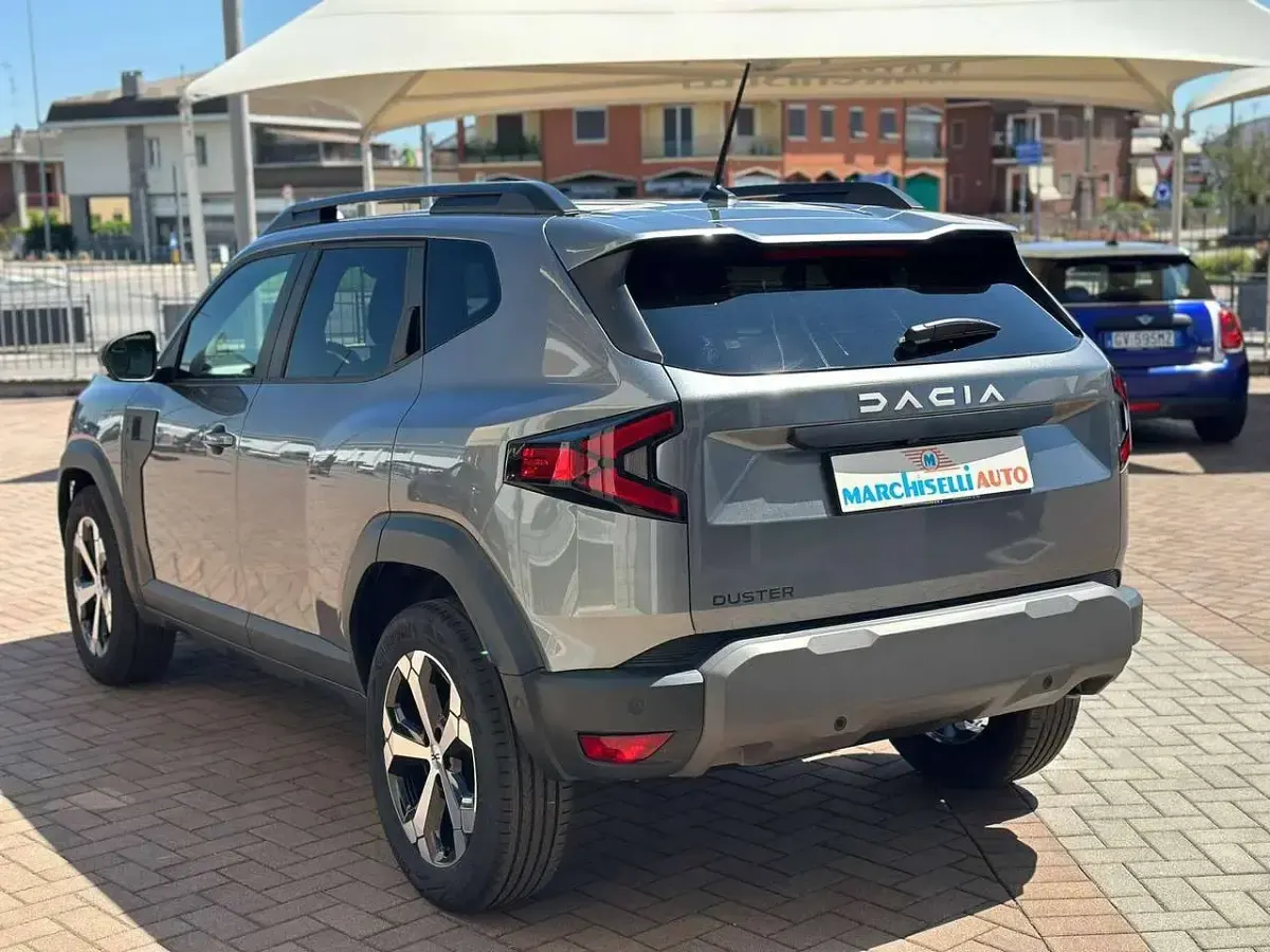 Nuova Dacia Duster Journey 140 CV (102 kW) 2026 Grigio SUV