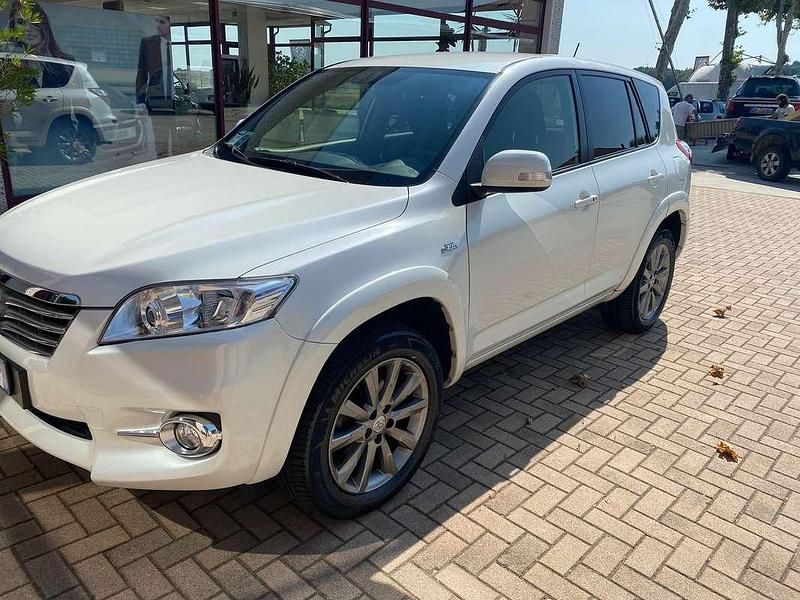 Usata Toyota RAV4 Style 150 CV (110 kW) 2012 Bianco SUV