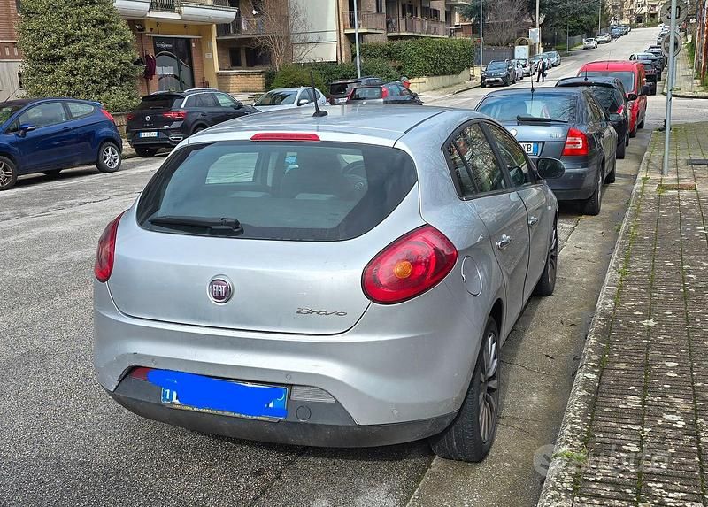 Usata Fiat 1600 Emotion 105 CV (77 kW) 2012 Grigio Berlina