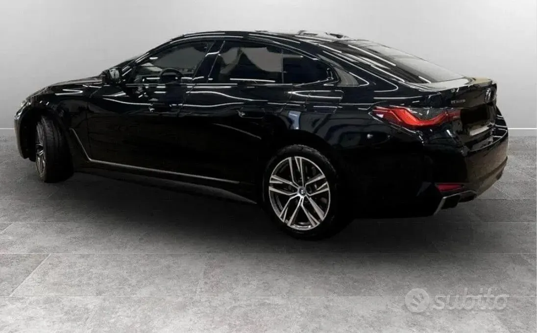 Usata BMW i4 Sport Line 105 kW (143 CV) 2023 Nero Berlina