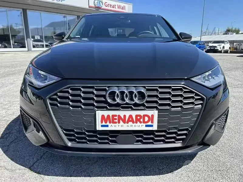 Usado Audi A3 Advanced Plus 150 CV (110 kW) 2023 Negro Berlina