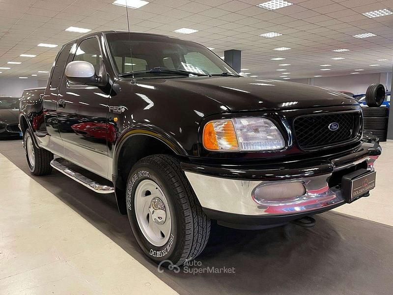Usata Ford Sierra 230 CV (169 kW) 1998 Nero Coupé
