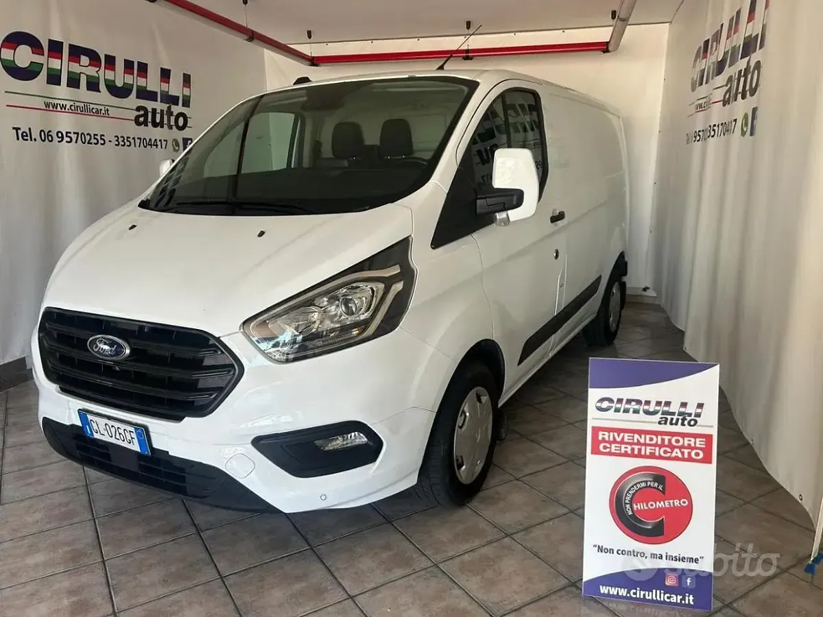 Usata Ford Transit Custom Trend 131 CV (96 kW) 2022 Bianco pastello Berlina