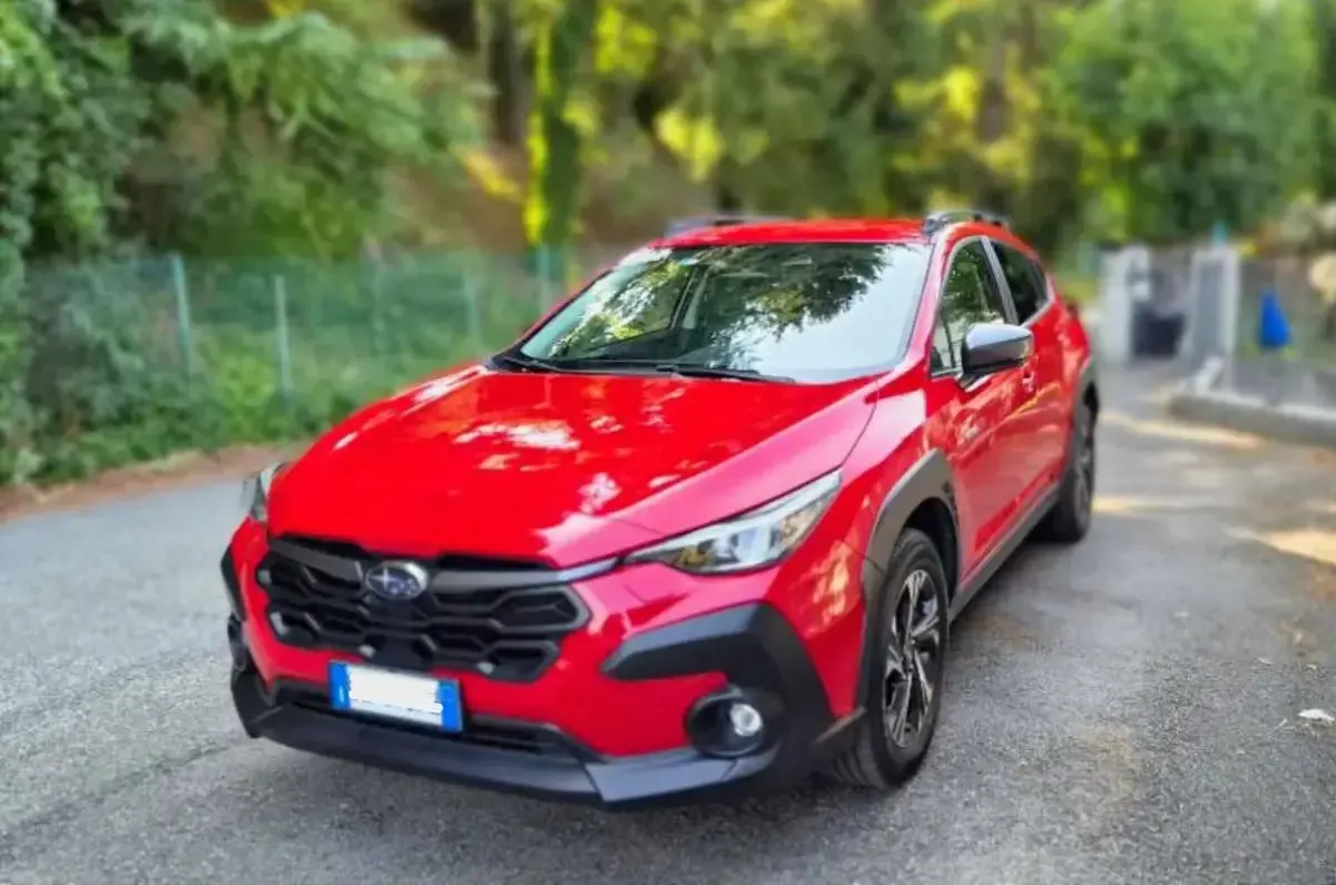Usata Subaru Crosstrek Style 136 CV (100 kW) 2024 Rosso SUV