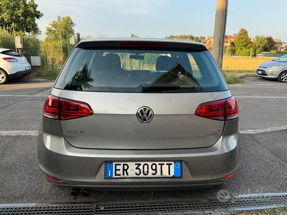 Usata VW Golf VII Highline 122 CV (89 kW) 2013 Grigio Berlina