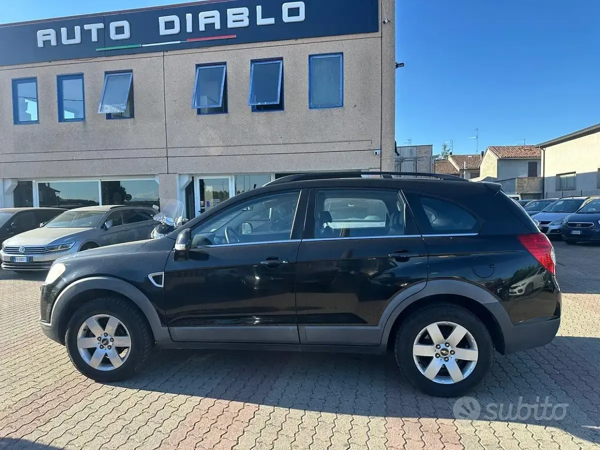 Usata Chevrolet Captiva LT 150 CV (110 kW) 2007 Nero SUV