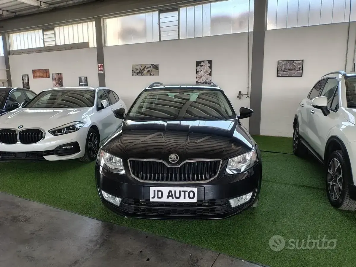 Usata Skoda Octavia Elegance 150 CV (110 kW) 2014 Nero Station wagon
