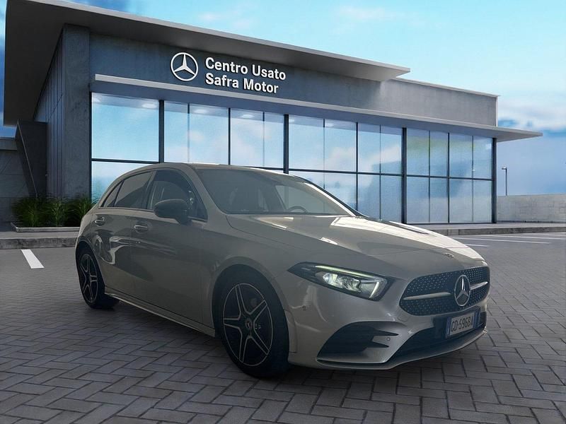 Usata Mercedes A200 Premium 150 CV (110 kW) 2020 Argento iridio metallizzato Berlina