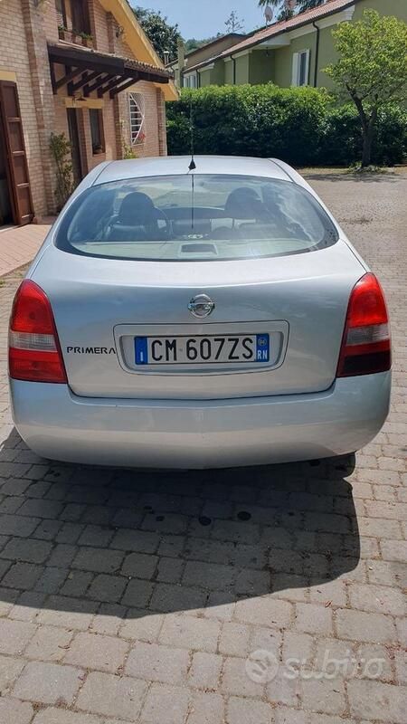 Usata Nissan Primera Acenta 116 CV (85 kW) 2004 Grigio Berlina
