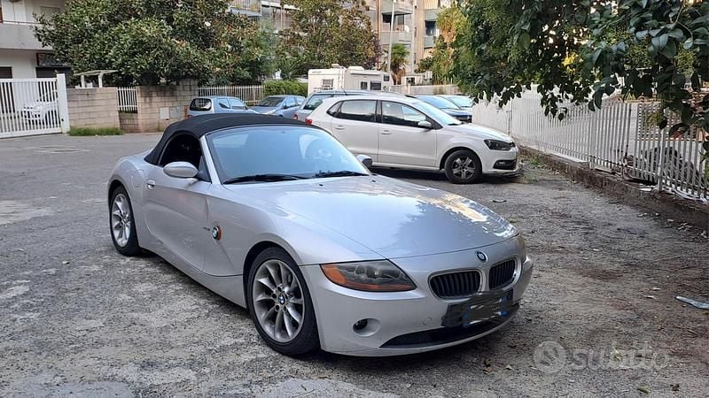 Usata BMW Z4 170 CV (125 kW) 2004 Grigio Cabrio