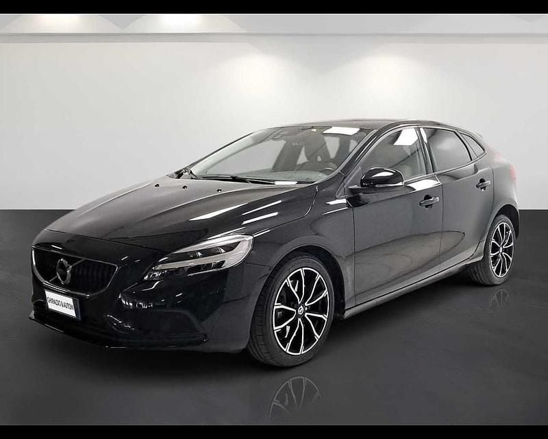Nero Usata 2019 Volvo V40 Plus Station wagon | 13.900 € (Buon prezzo) - Immagine 1/4