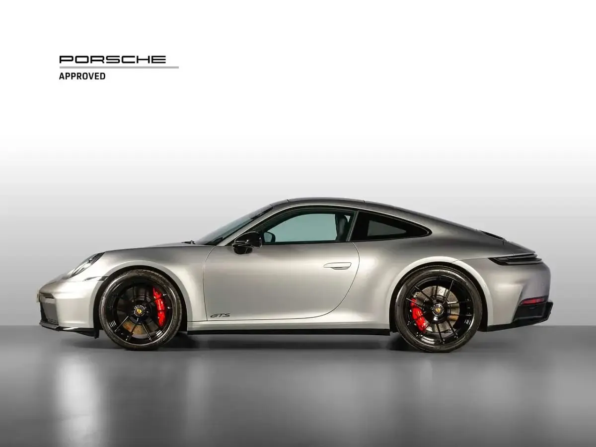 Usata Porsche 911 Carrera GTS 541 CV (397 kW) 2025 Argento gt metallizzato Coupé