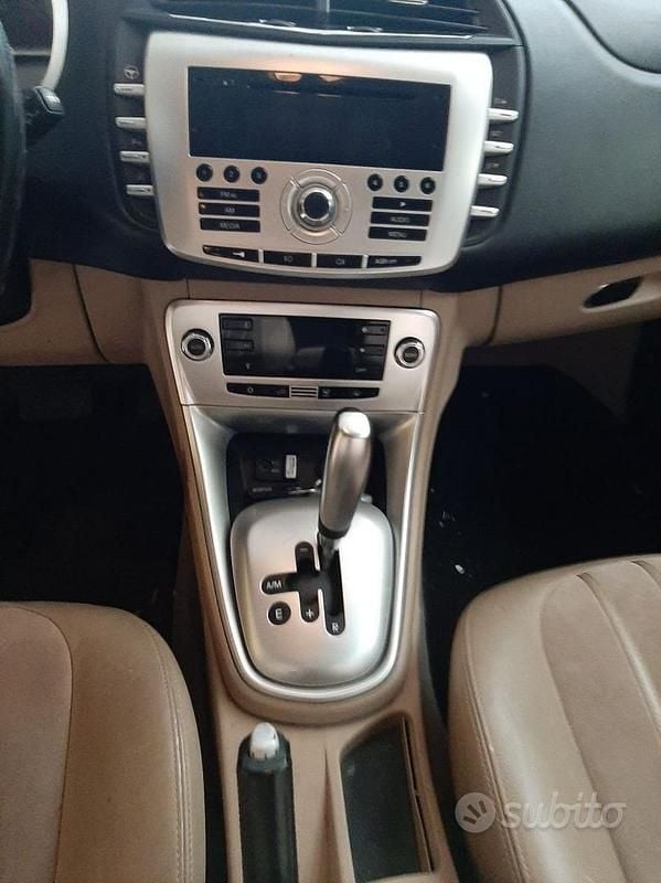 Usata Lancia Delta Gold 120 CV (88 kW) 2012 Nero Utilitaria